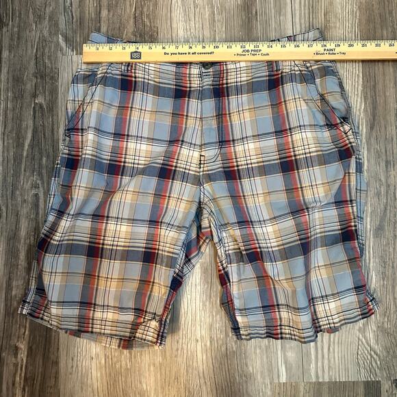 Aeropostale Men's Size 34 Casual Preppy Plaid Shorts Beige, Blue, Red, Khaki A87 - Picture 3 of 8